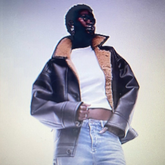 Like new Topshop heavy weight vegan leather coat in medium - Picture 2 of 13